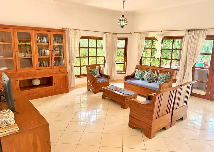 Nirwana Villa Lovina